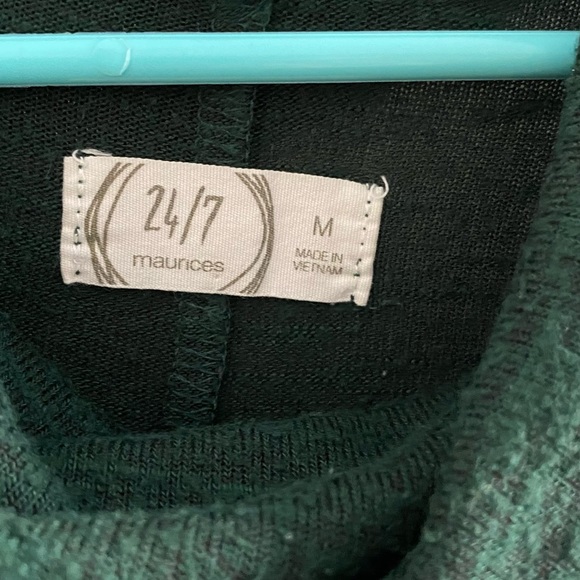 Sweater - Picture 2 of 2